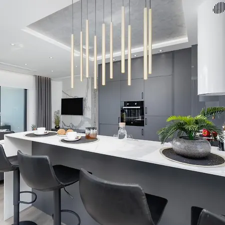 Appartamento Mogilska By Renters Prestige