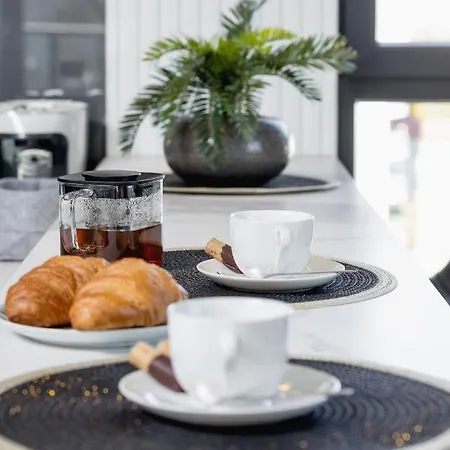 شقة Mogilska By Renters Prestige *