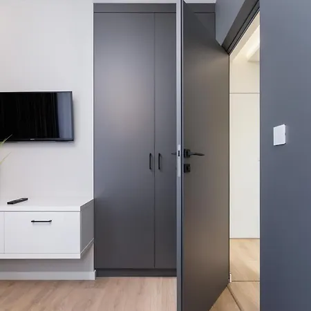 شقة Mogilska By Renters Prestige